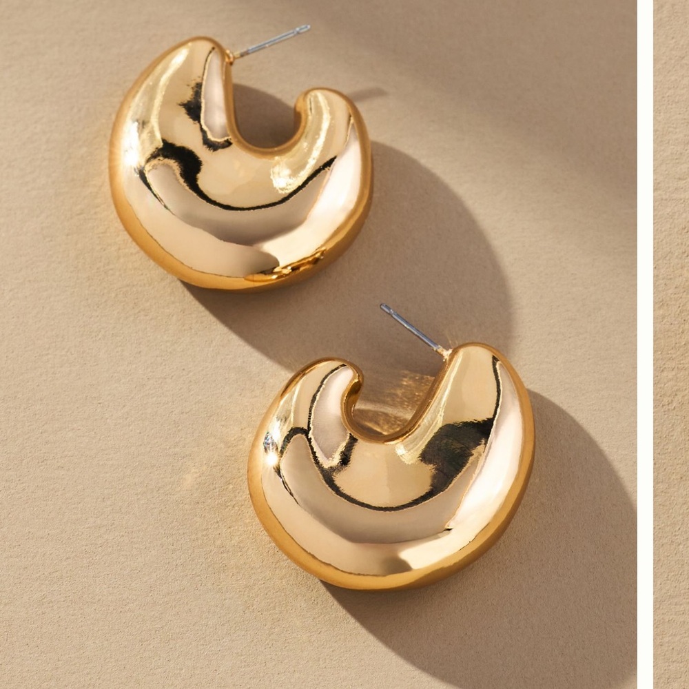 Curved Chunky Metal Hoop Earrings by anthropologie